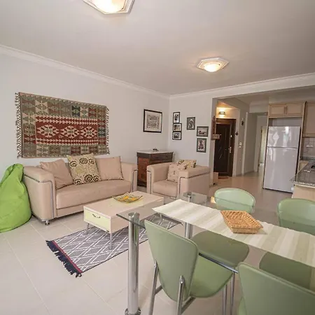 1 Bedroom House In The Heart Of Apartment *