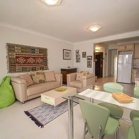 1 Bedroom House In The Heart Of *